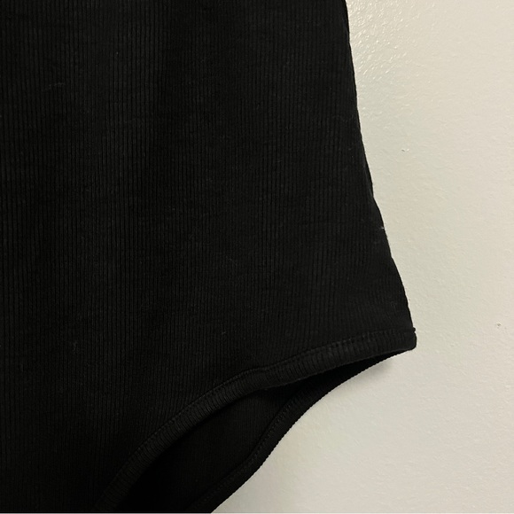 Princess Polly rib knit bodysuit - Picture 6 of 7